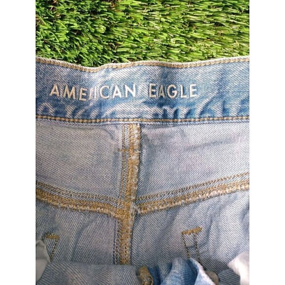 AEO American Eagle Jeans Size 10 Womens Blue Mom Jeans Cropped Distress - Picture 3 of 11